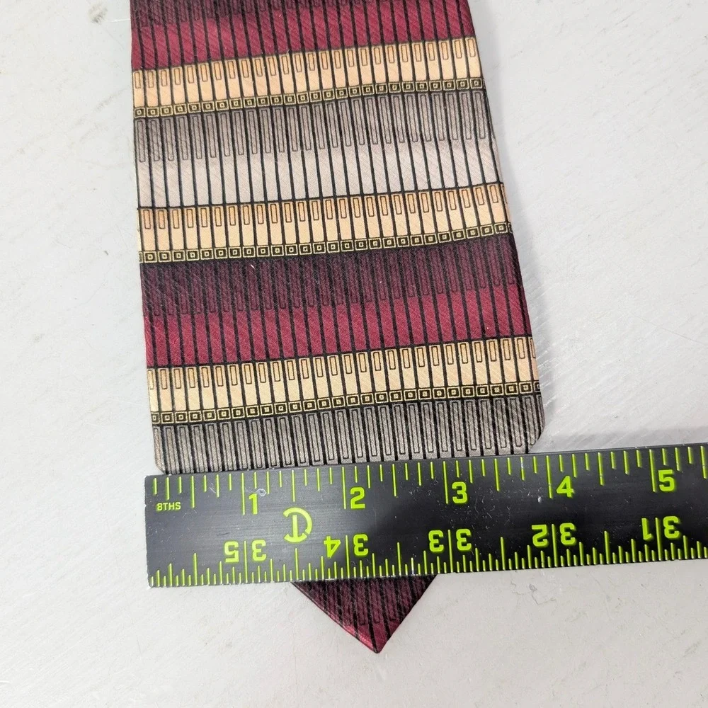 Umberto Bossi Men's All Silk Tie Roma‎ Milano Italian Hand Made Classic NEW